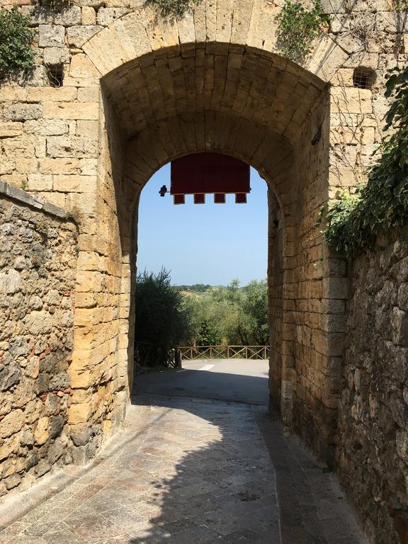 B&B In Piazza Monteriggioni Εξωτερικό φωτογραφία