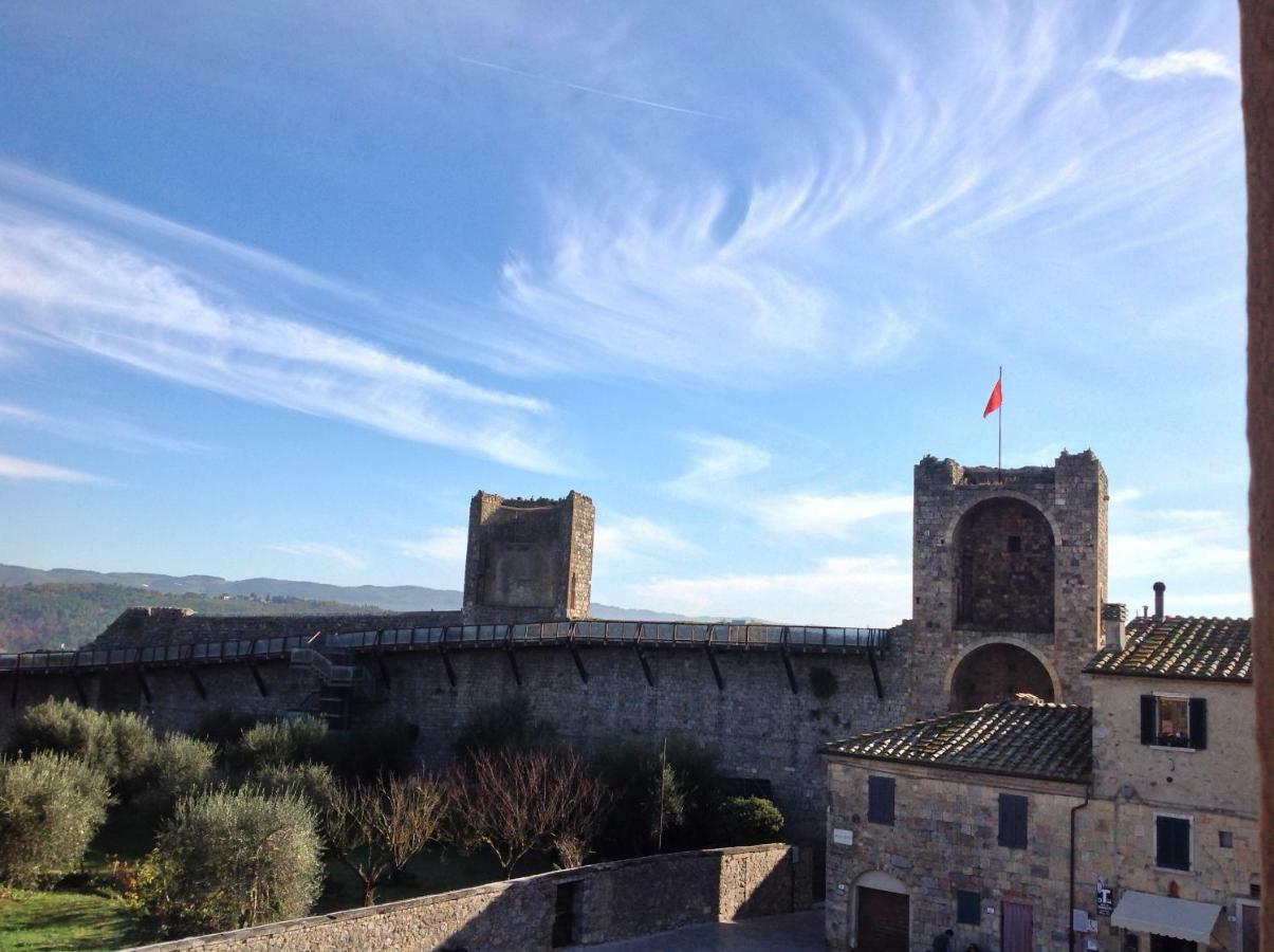 B&B In Piazza Monteriggioni Εξωτερικό φωτογραφία